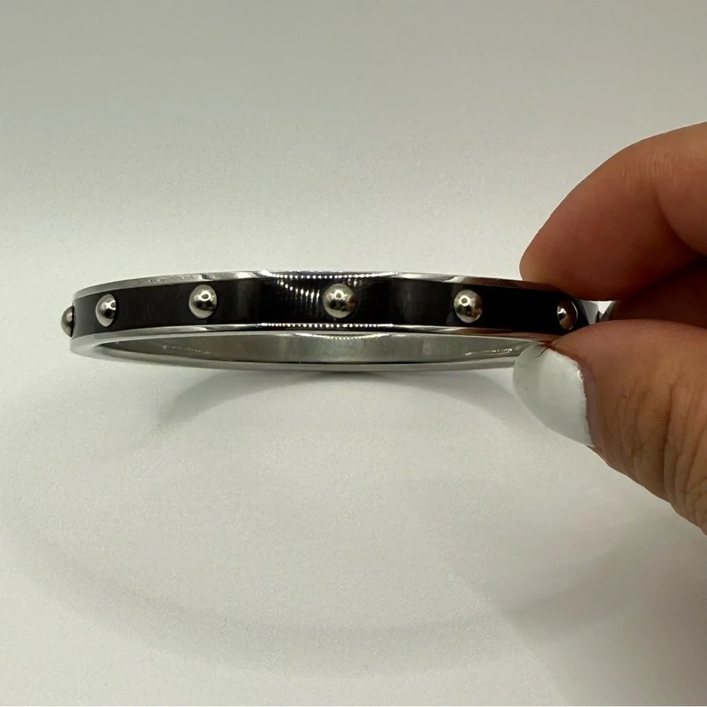 Coach Vintage Brown Enamel and Silver Tone Nailhead‎ Bangle Bracelet